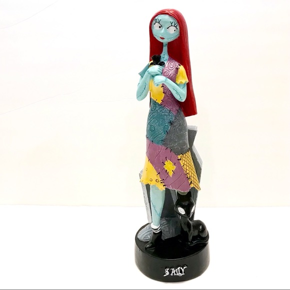 SALLY Figurine Disney Tim Burton The Nightmare Before Christmas 12” NWT - Picture 2 of 6
